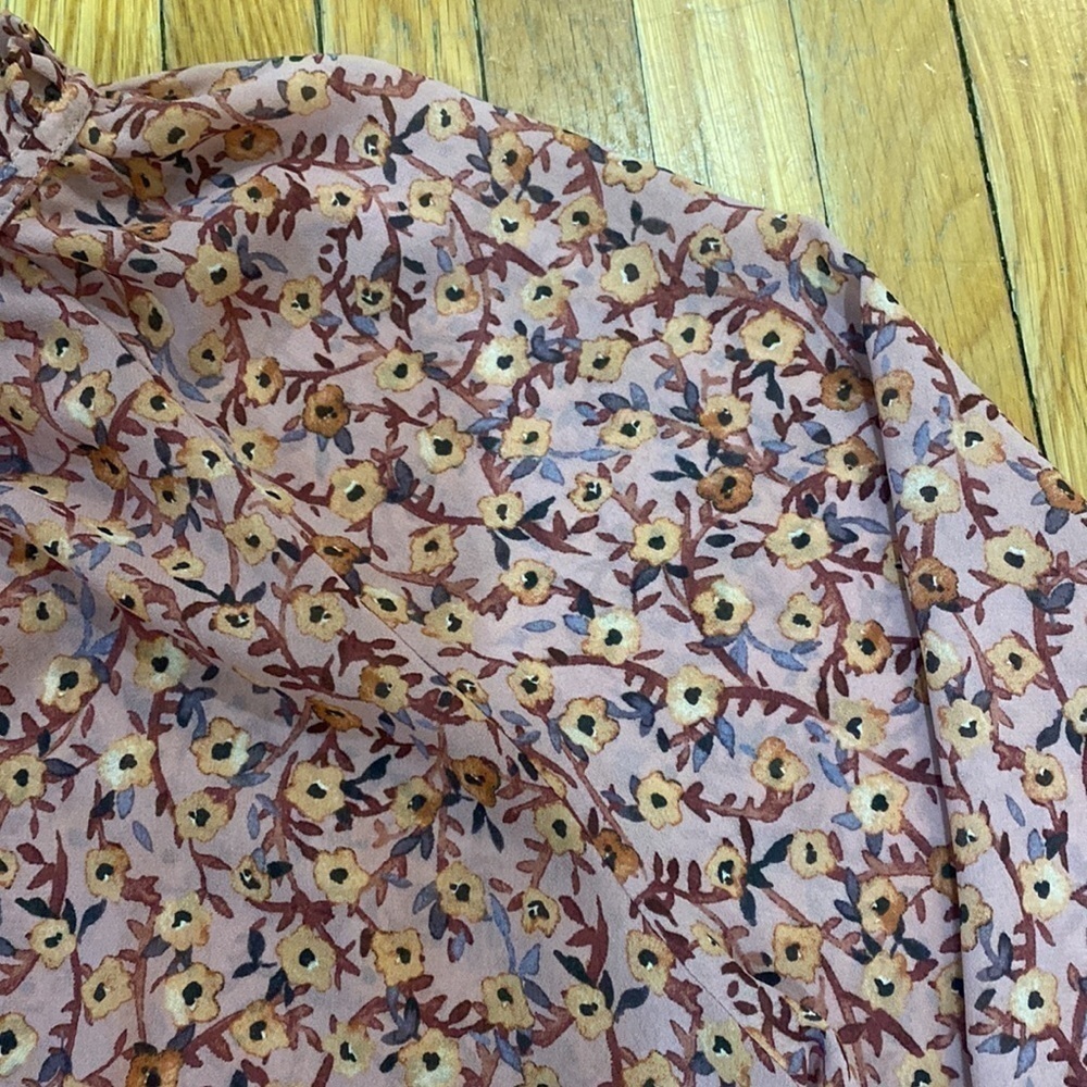 Floral Sheer 3/4 Sleeve Top - Picture 6 of 11